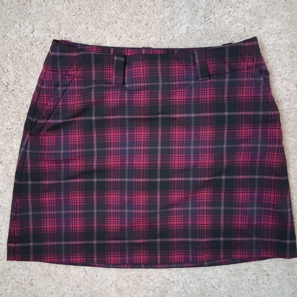 Nike Golf Plaid Mini Skort in Black and Pink